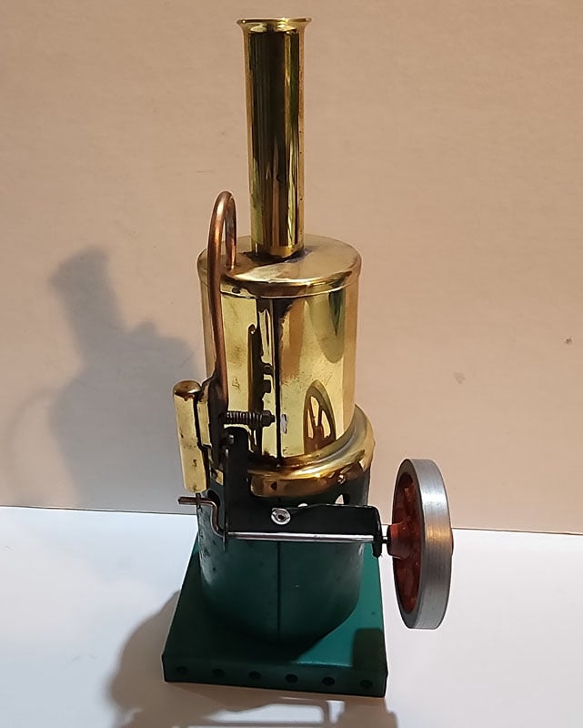 Auckland Model Engineers vertical steam engine