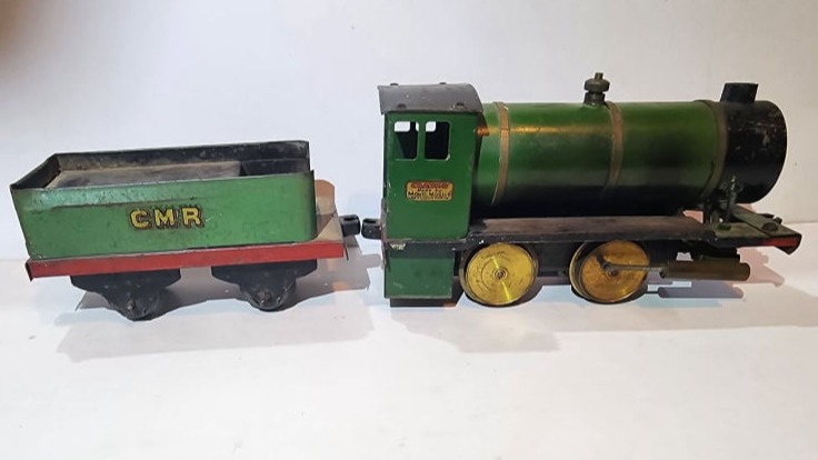 Cranko 0-4-0 locomotive & tender
